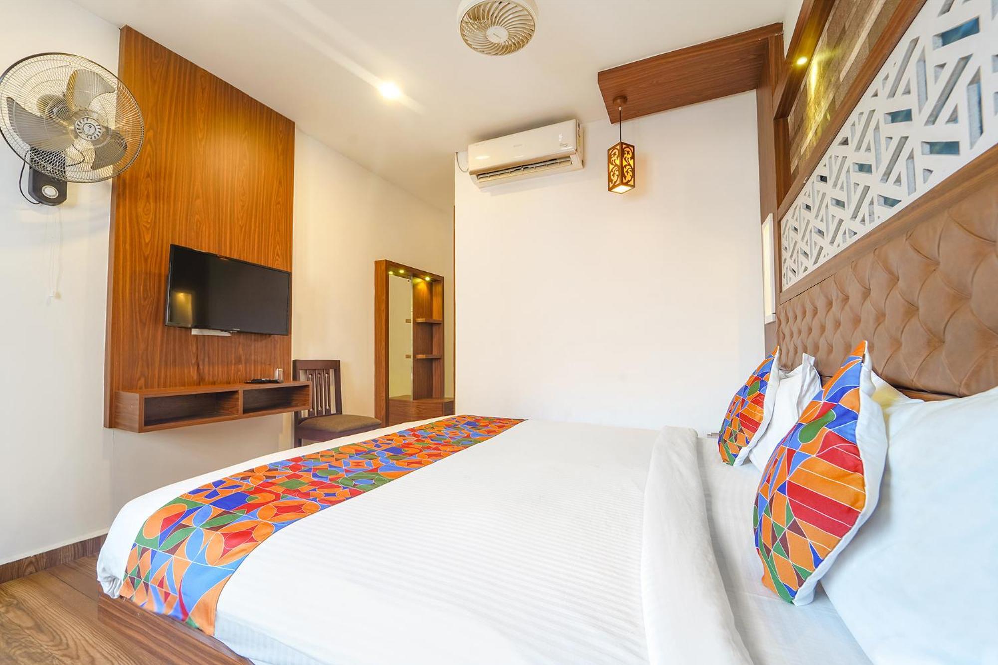 Fabhotel Qube - 800M From Ernakulam Junction South Railway Station Kochi Exteriör bild