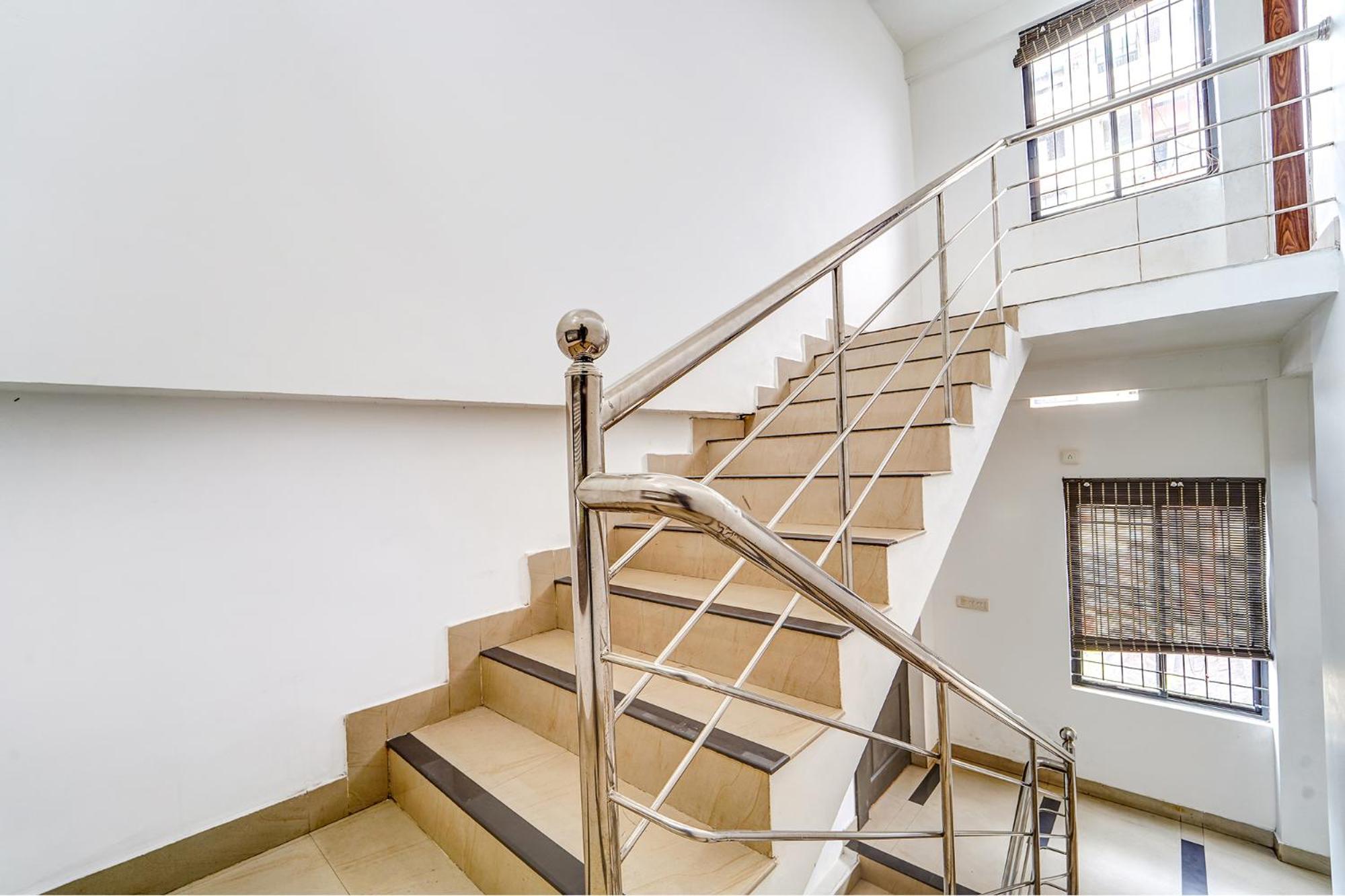 Fabhotel Qube - 800M From Ernakulam Junction South Railway Station Kochi Exteriör bild