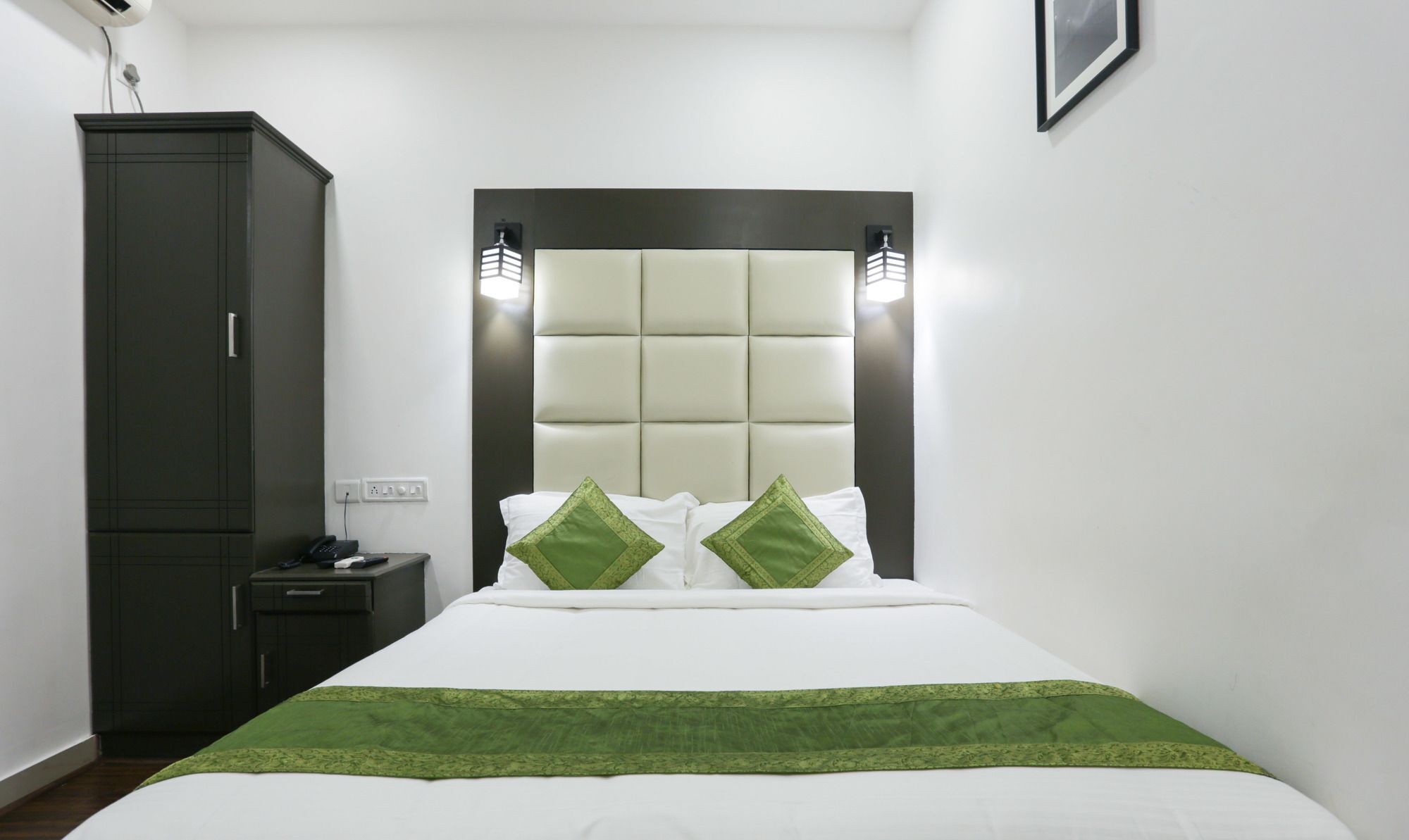 Fabhotel Qube - 800M From Ernakulam Junction South Railway Station Kochi Exteriör bild