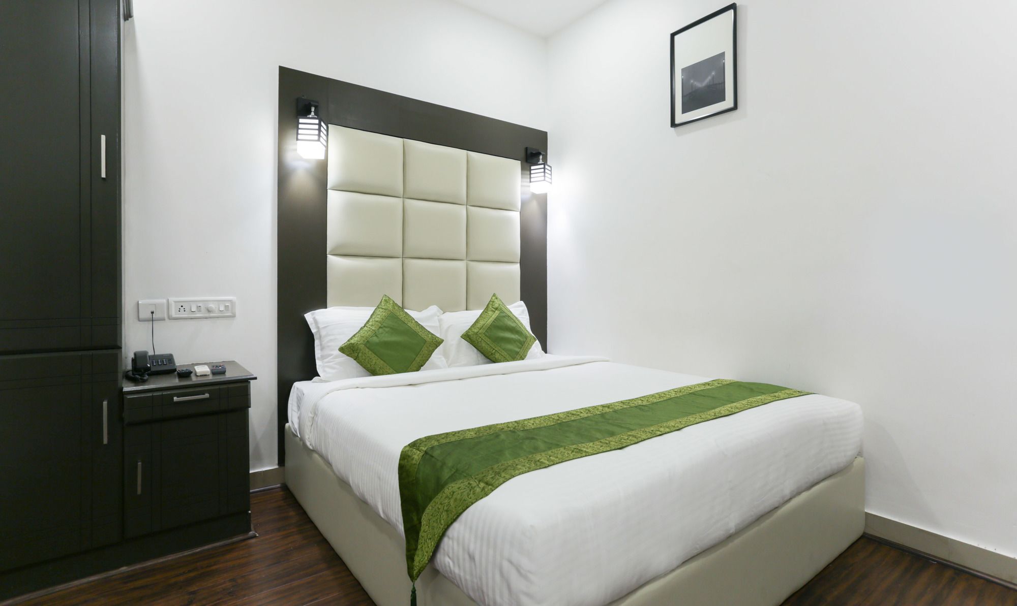 Fabhotel Qube - 800M From Ernakulam Junction South Railway Station Kochi Exteriör bild